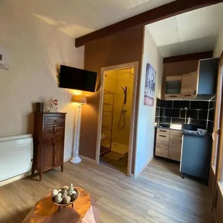 Maisonnette Independante Avec Terasse A 45 Mn De Paris Nemours Extérieur photo