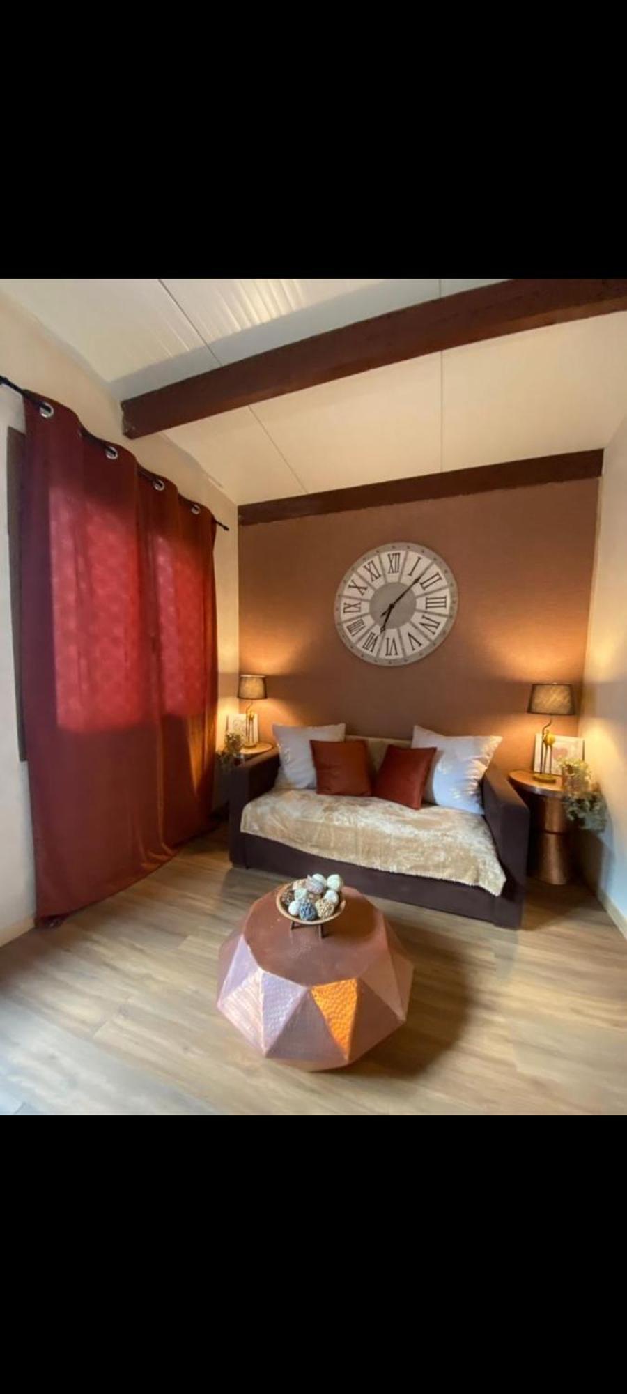Maisonnette Independante Avec Terasse A 45 Mn De Paris Apartment Nemours